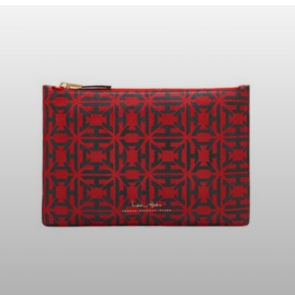 India Hicks #15013-03 - "Flat Stanley" Pouch; Heritage Pattern (Red/Black)
